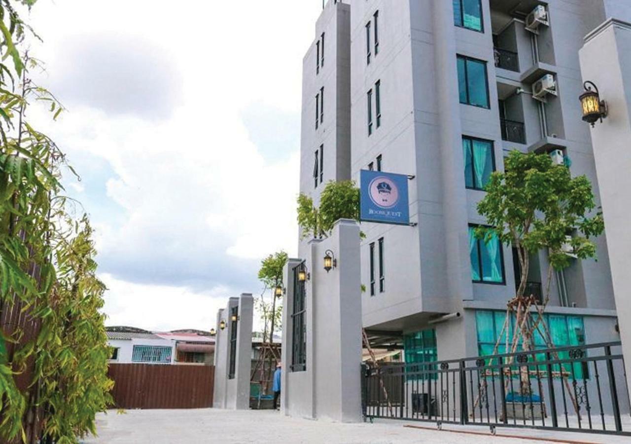 Roomquest Bangkok Sukhumvit 107 Samut Prakan Exterior photo